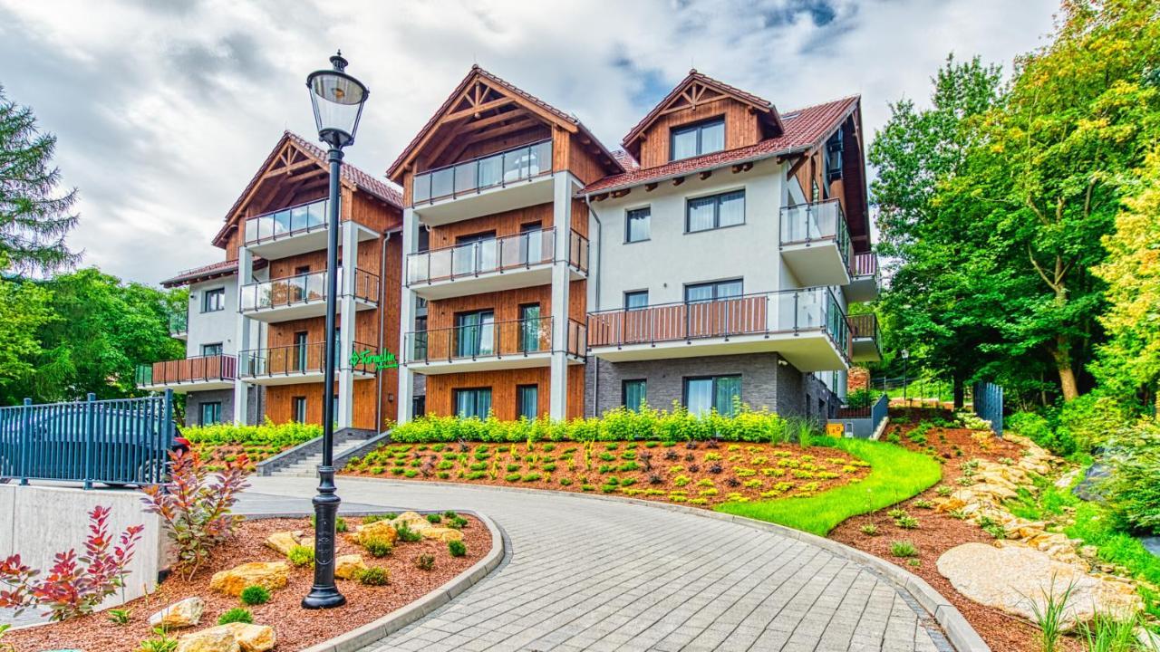 Apartamenty Vip Centrum - Wczasowa 17 By Royal Aparts Świeradów-Zdrój 外观 照片