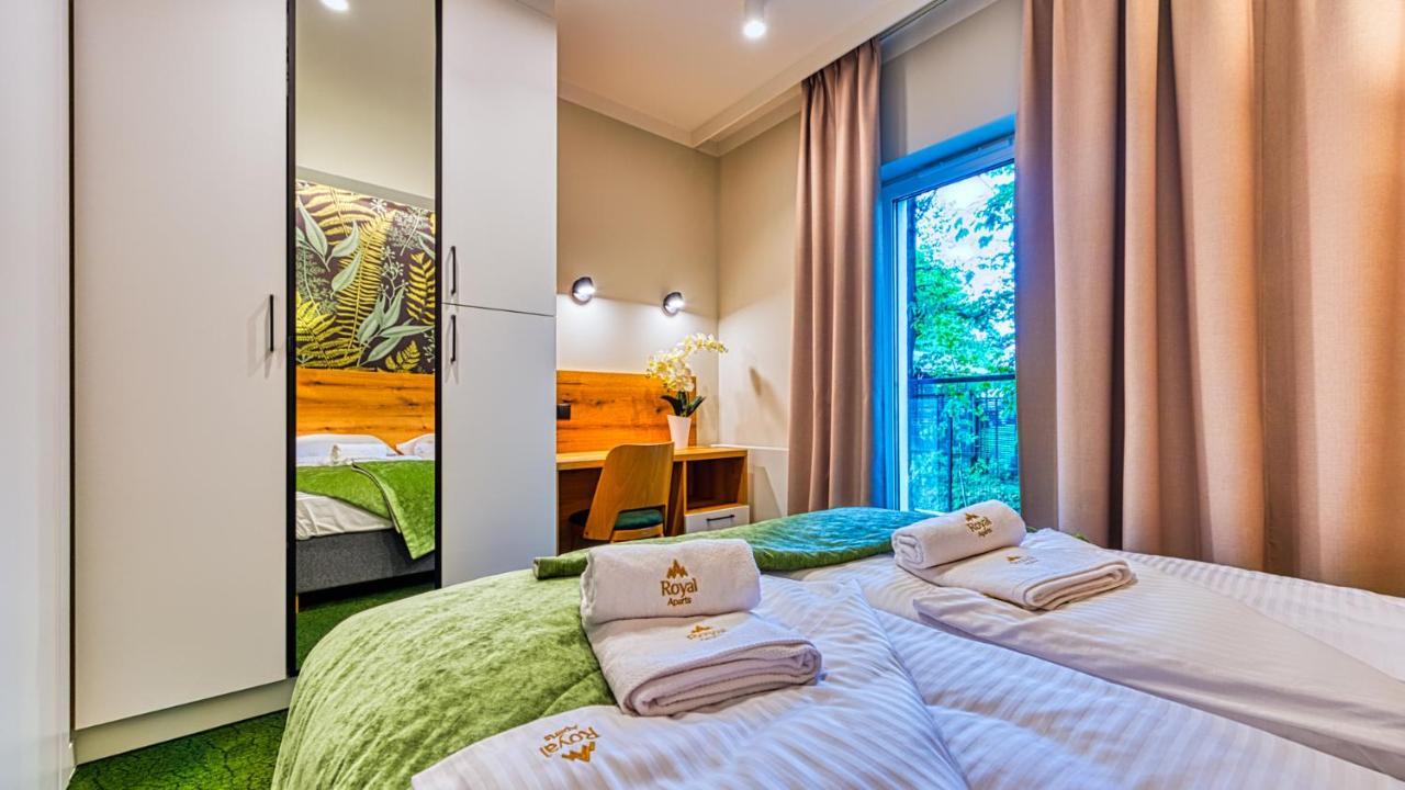 Apartamenty Vip Centrum - Wczasowa 17 By Royal Aparts Świeradów-Zdrój 外观 照片