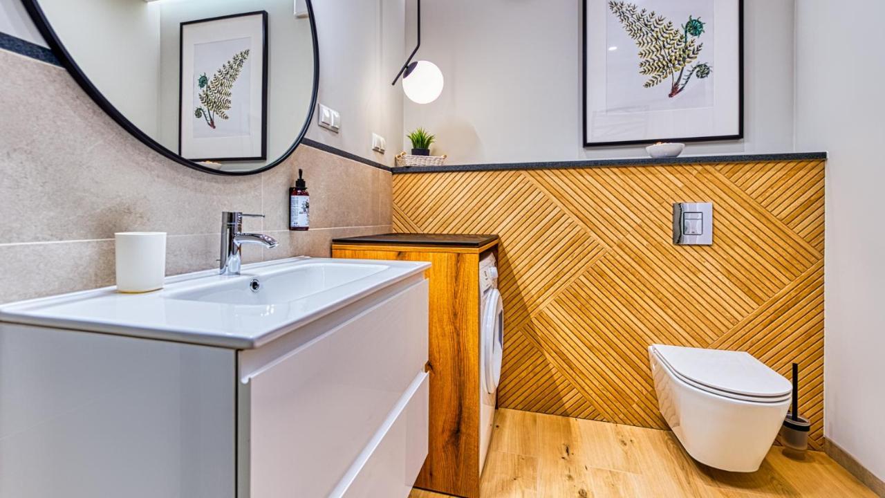 Apartamenty Vip Centrum - Wczasowa 17 By Royal Aparts Świeradów-Zdrój 外观 照片