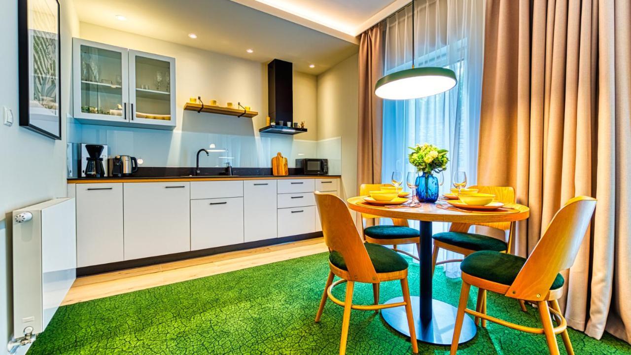 Apartamenty Vip Centrum - Wczasowa 17 By Royal Aparts Świeradów-Zdrój 外观 照片