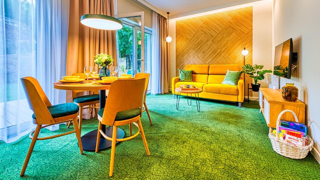 Apartamenty Vip Centrum - Wczasowa 17 By Royal Aparts Świeradów-Zdrój 外观 照片