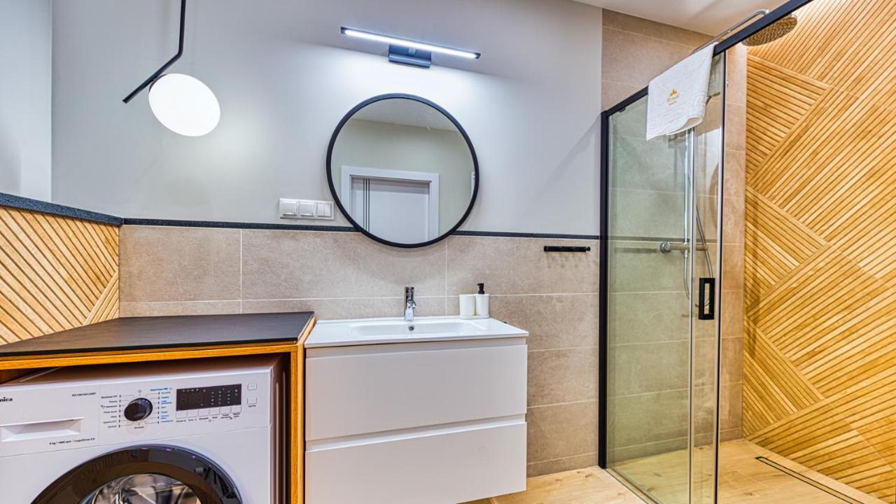 Apartamenty Vip Centrum - Wczasowa 17 By Royal Aparts Świeradów-Zdrój 外观 照片