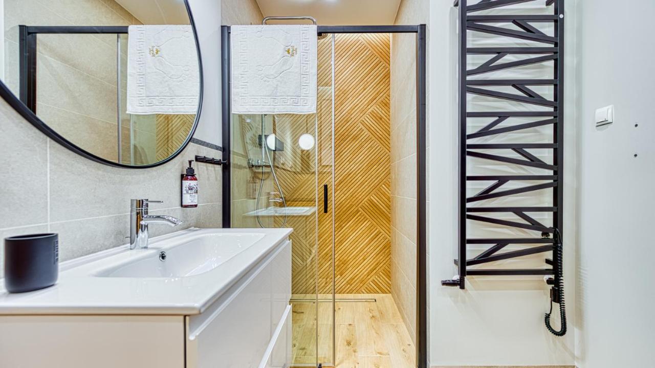 Apartamenty Vip Centrum - Wczasowa 17 By Royal Aparts Świeradów-Zdrój 外观 照片