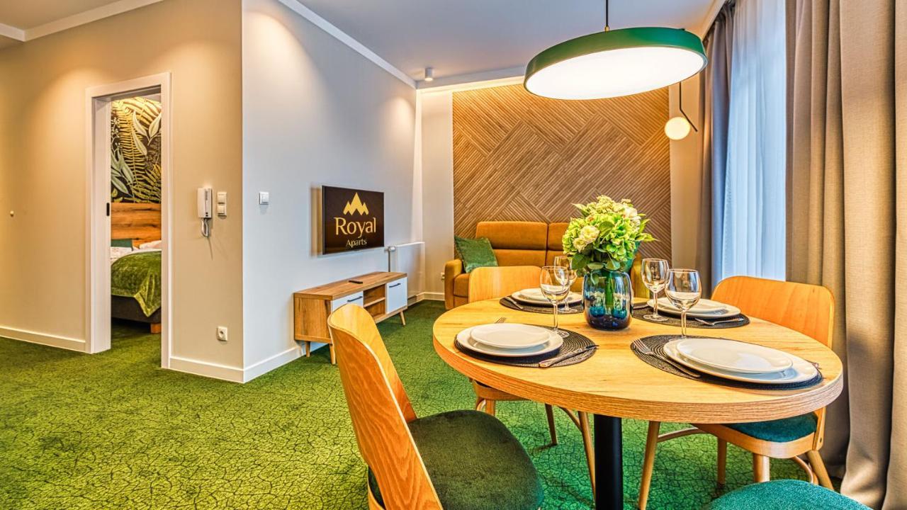 Apartamenty Vip Centrum - Wczasowa 17 By Royal Aparts Świeradów-Zdrój 外观 照片